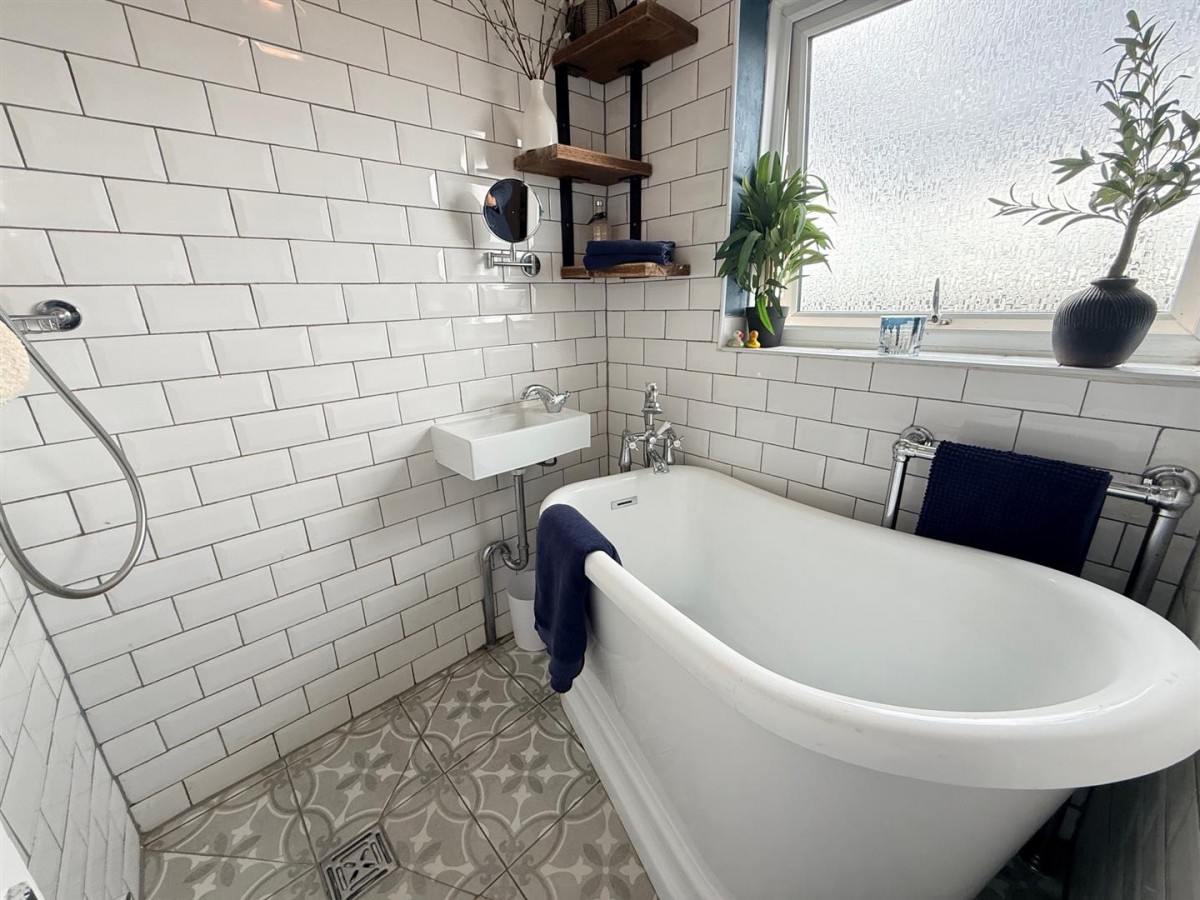 Dobbins Oak Road, Stourbridge, DY9 9HX