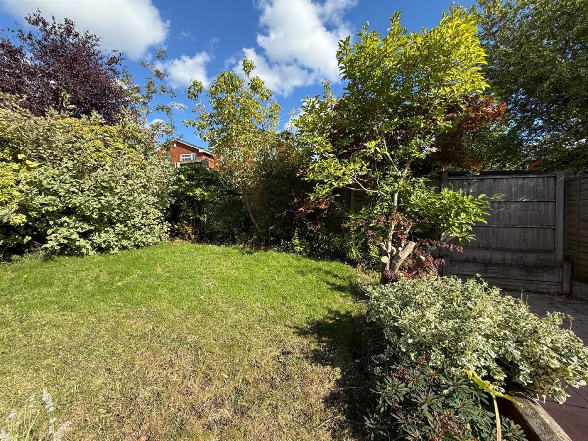 Hamilton Avenue, Halesowen, B62 8SJ