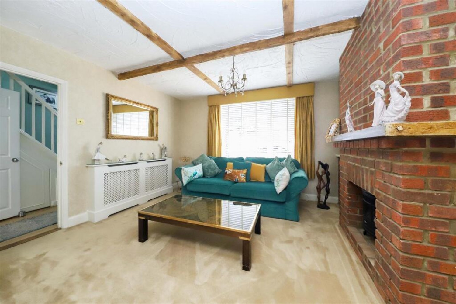 Carnarvon Drive, Hayes