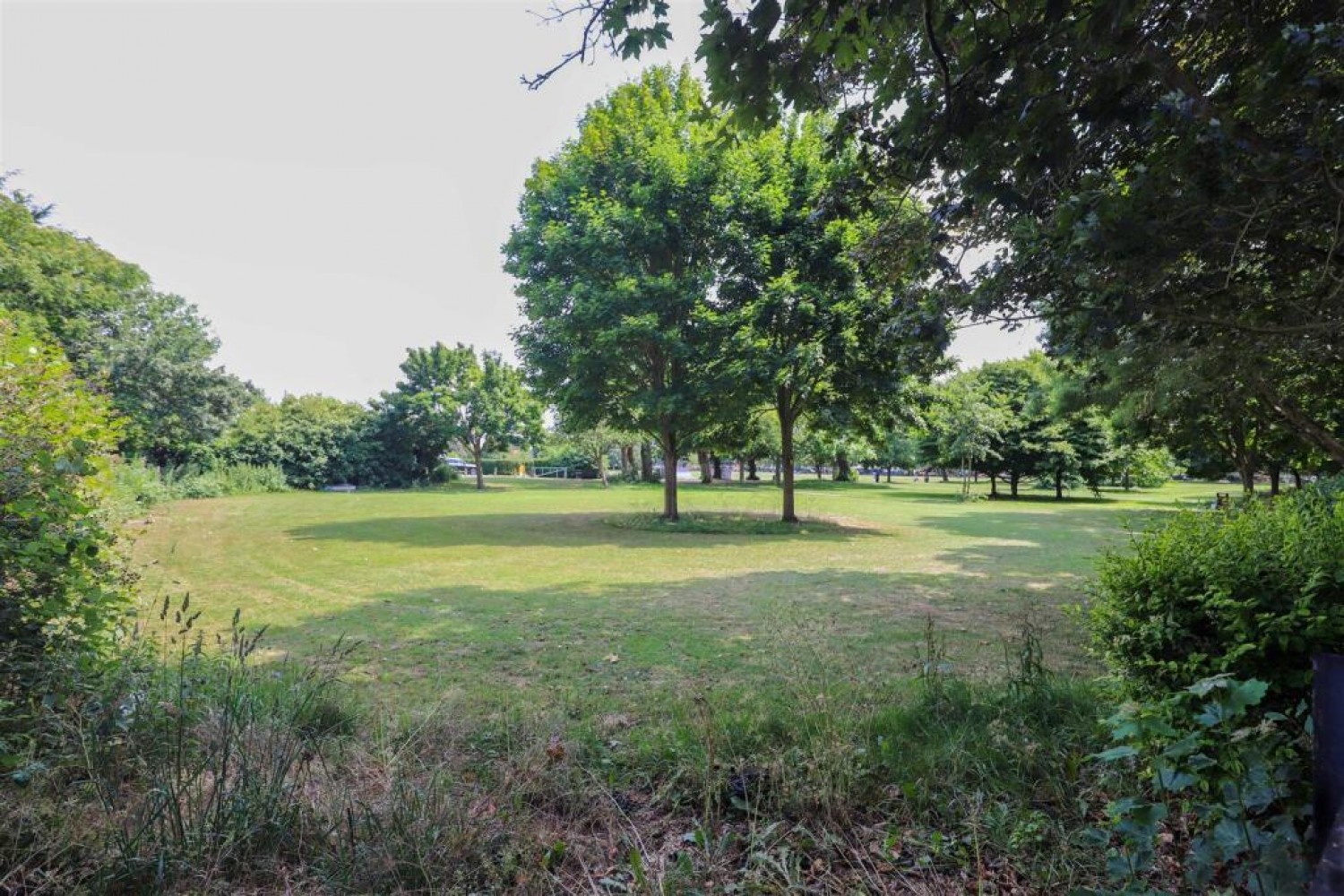 Carnarvon Drive, Hayes