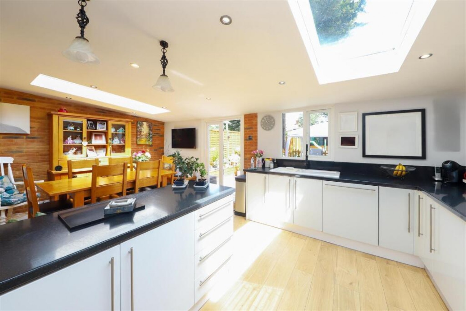 Carnarvon Drive, Hayes