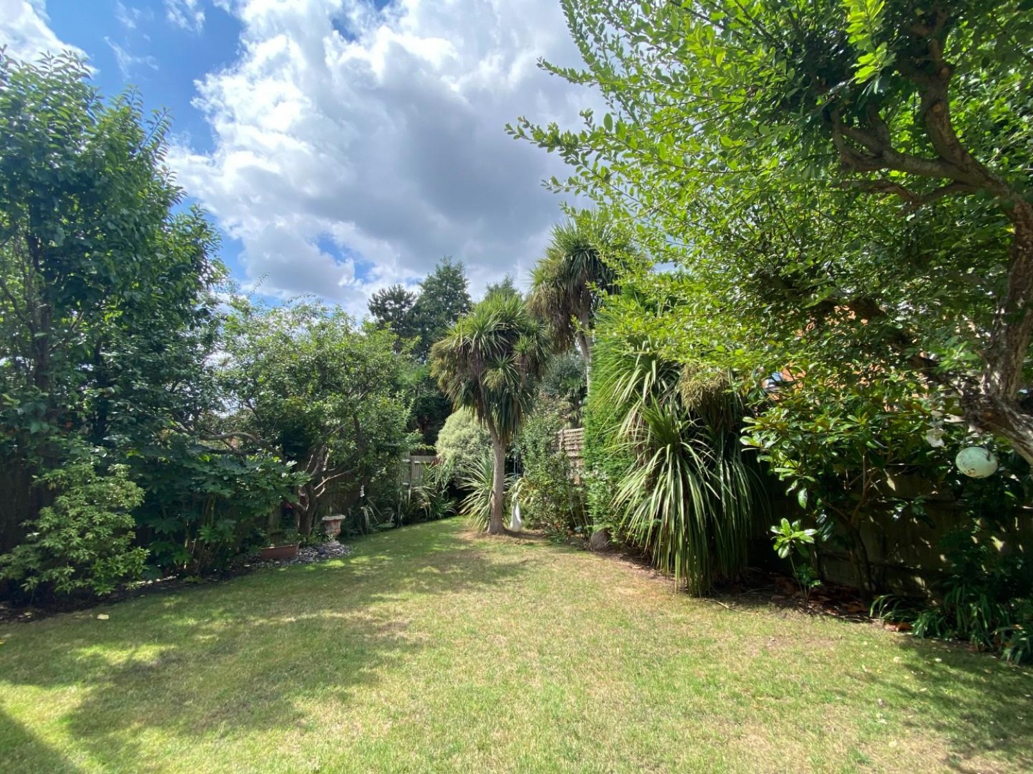 Barton Drive, Hamble, SO31 4RE