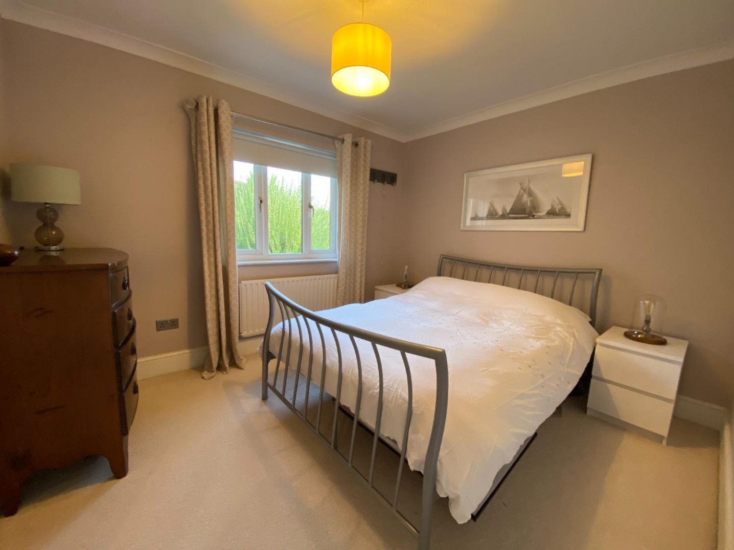 Barton Drive, Hamble, SO31 4RE