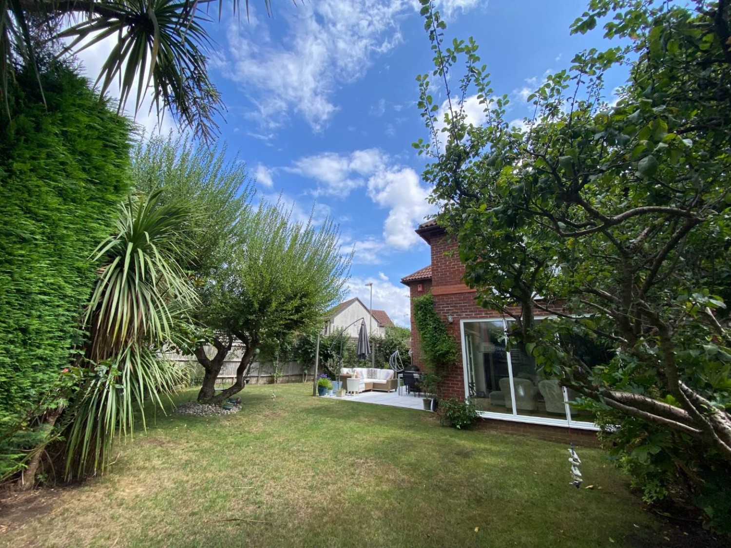 Barton Drive, Hamble, SO31 4RE