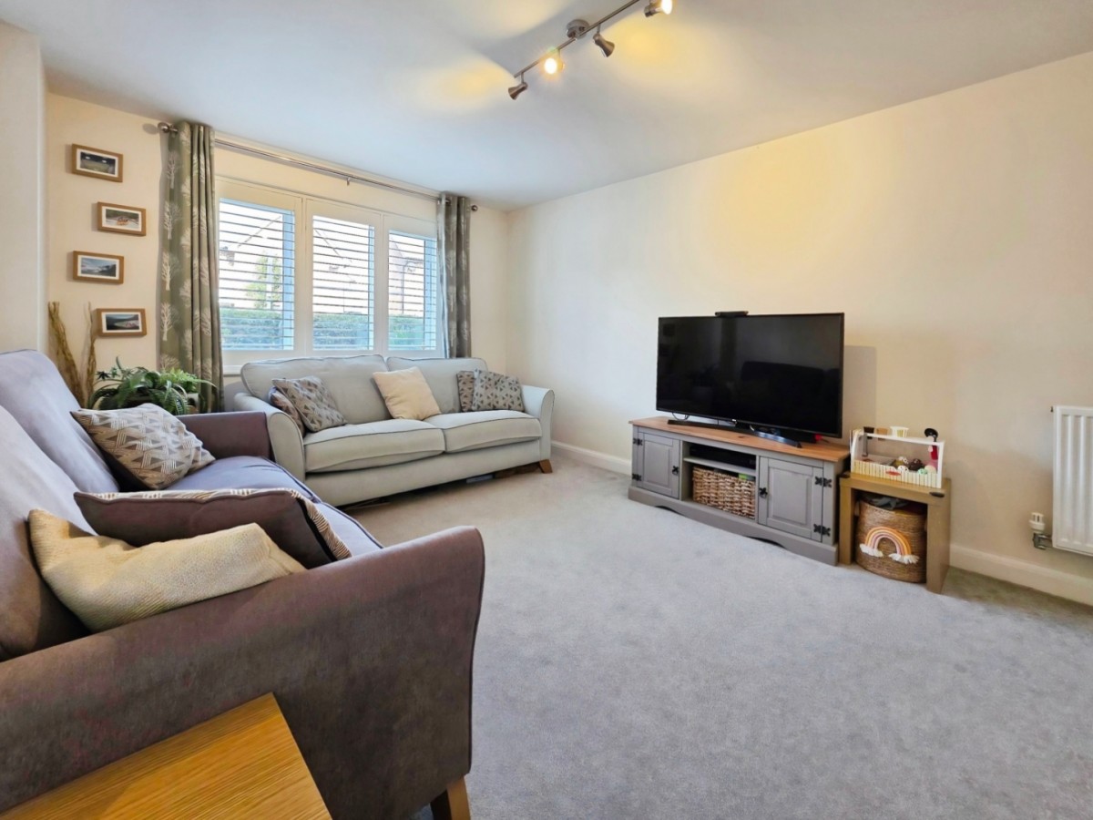 Great Oldbury Drive, Great Oldbury, Stonehouse, GL10 3FQ