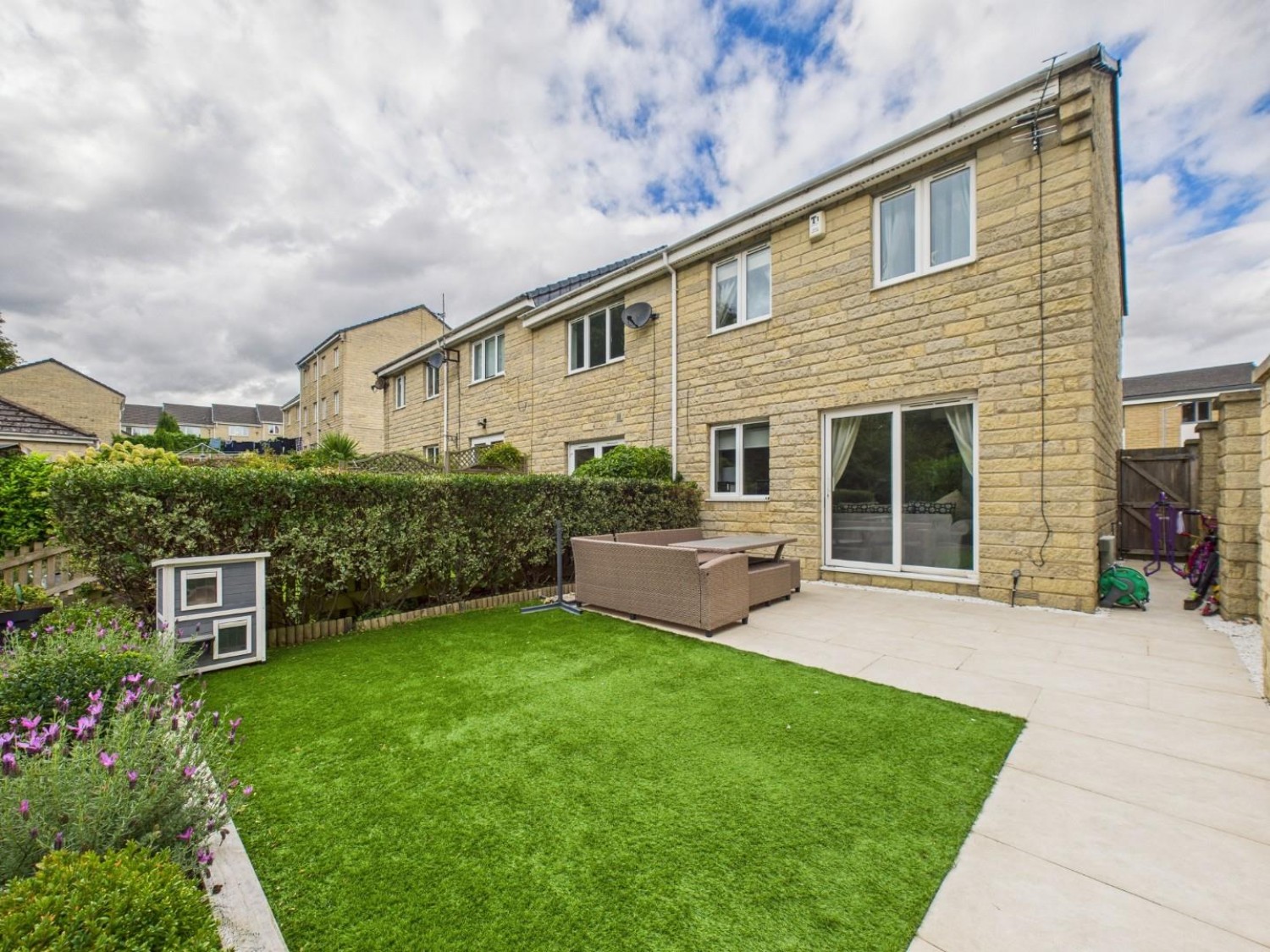 Swan Avenue, Bingley