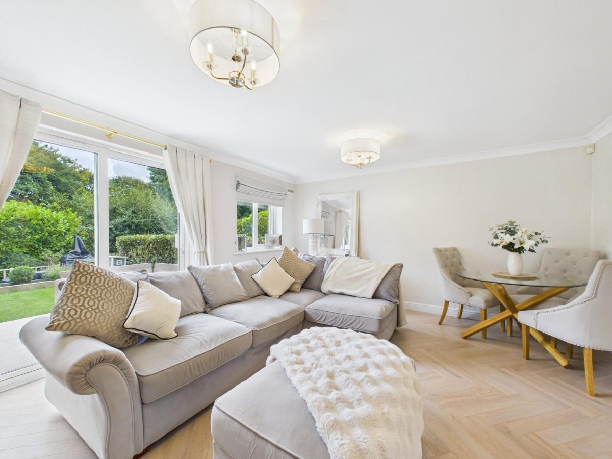 Swan Avenue, Bingley