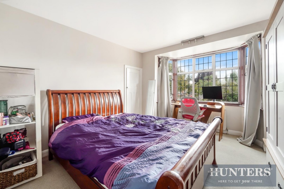 Brockenhurst Avenue, Worcester Park, KT47RG