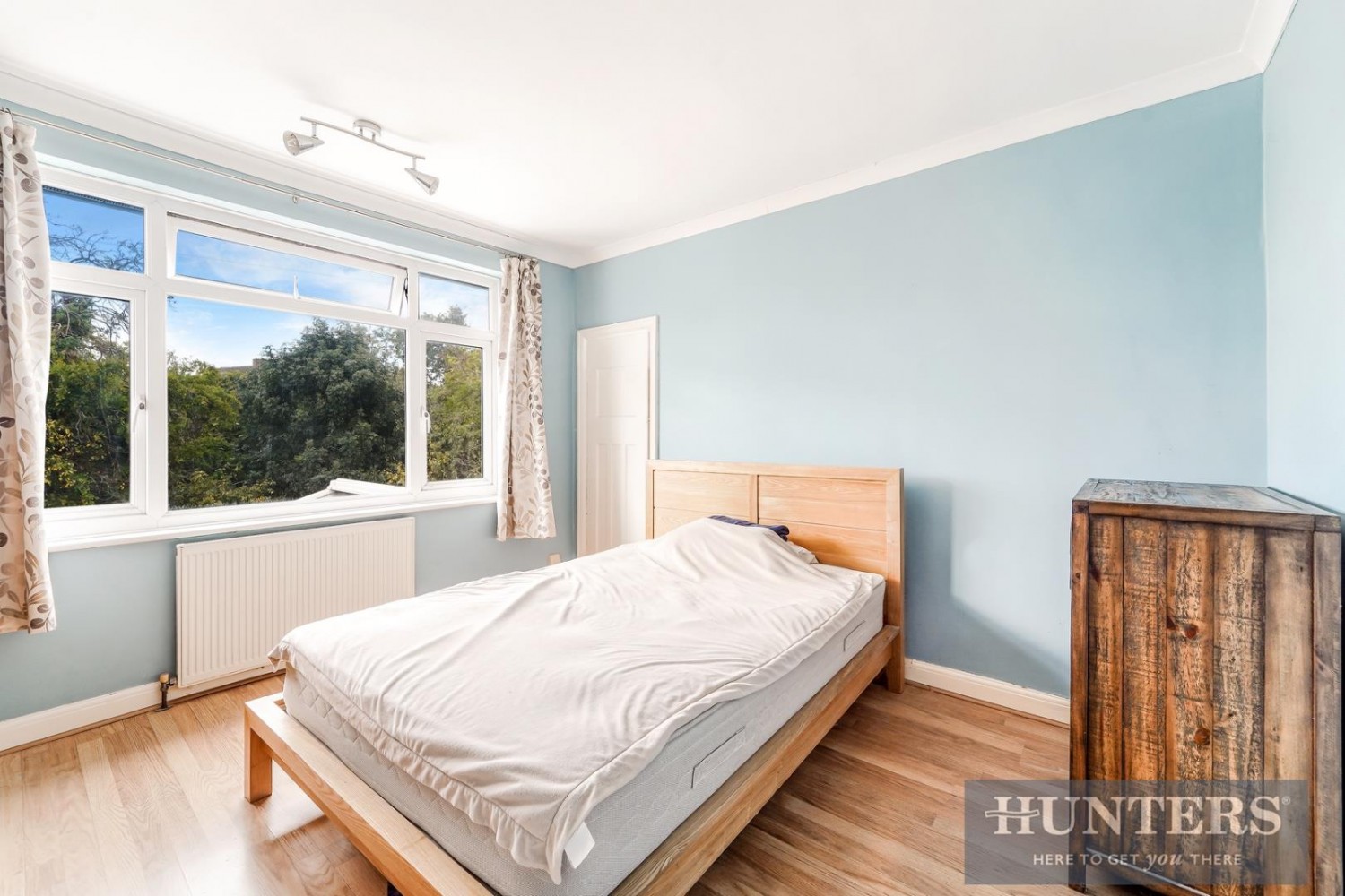 Brockenhurst Avenue, Worcester Park, KT47RG