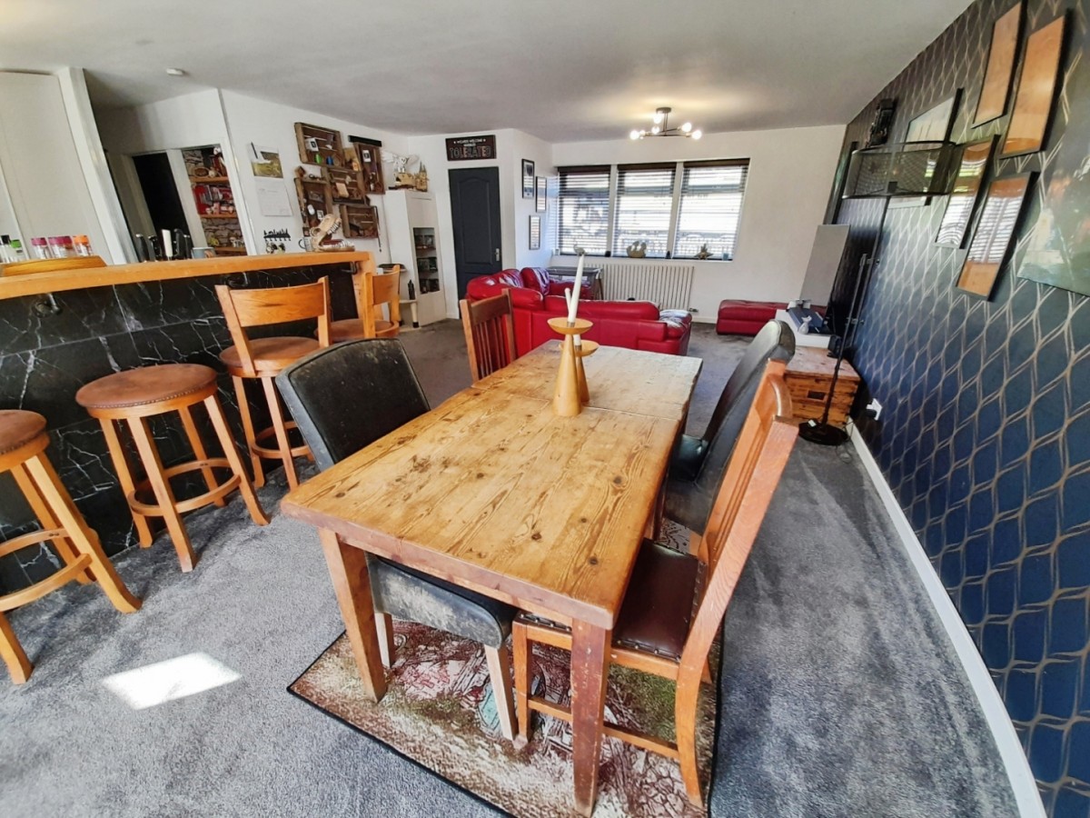 Main Street, Upton, Gainsborough