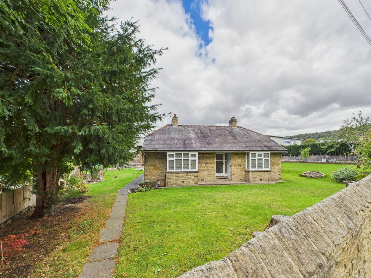 Castlefields Lane, Bingley