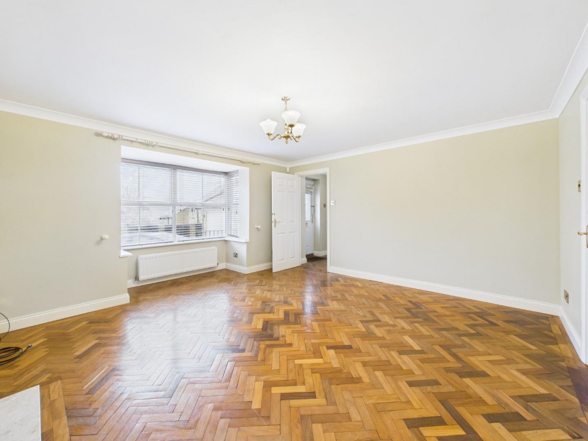 Paslew Court, East Morton, Keighley