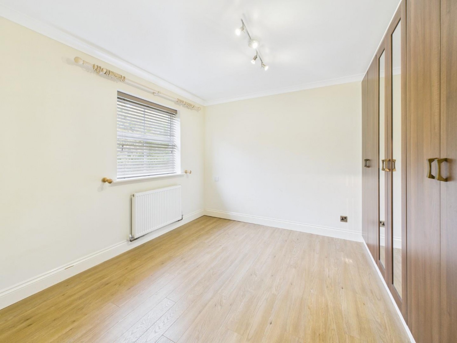 Paslew Court, East Morton, Keighley