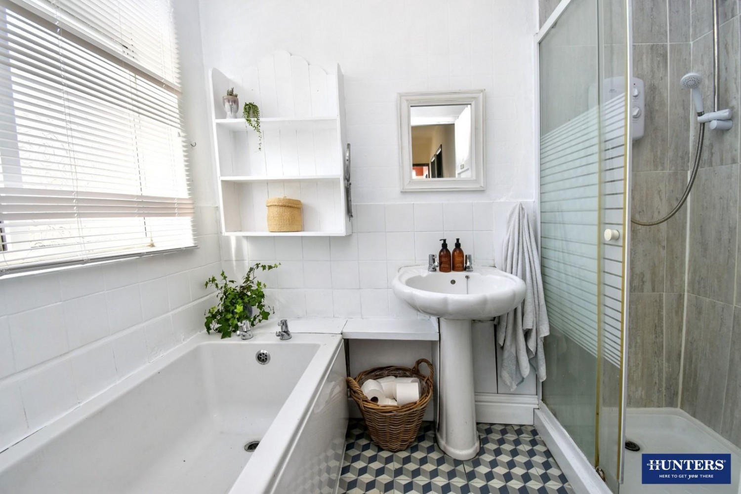 Newgate End, Wigston