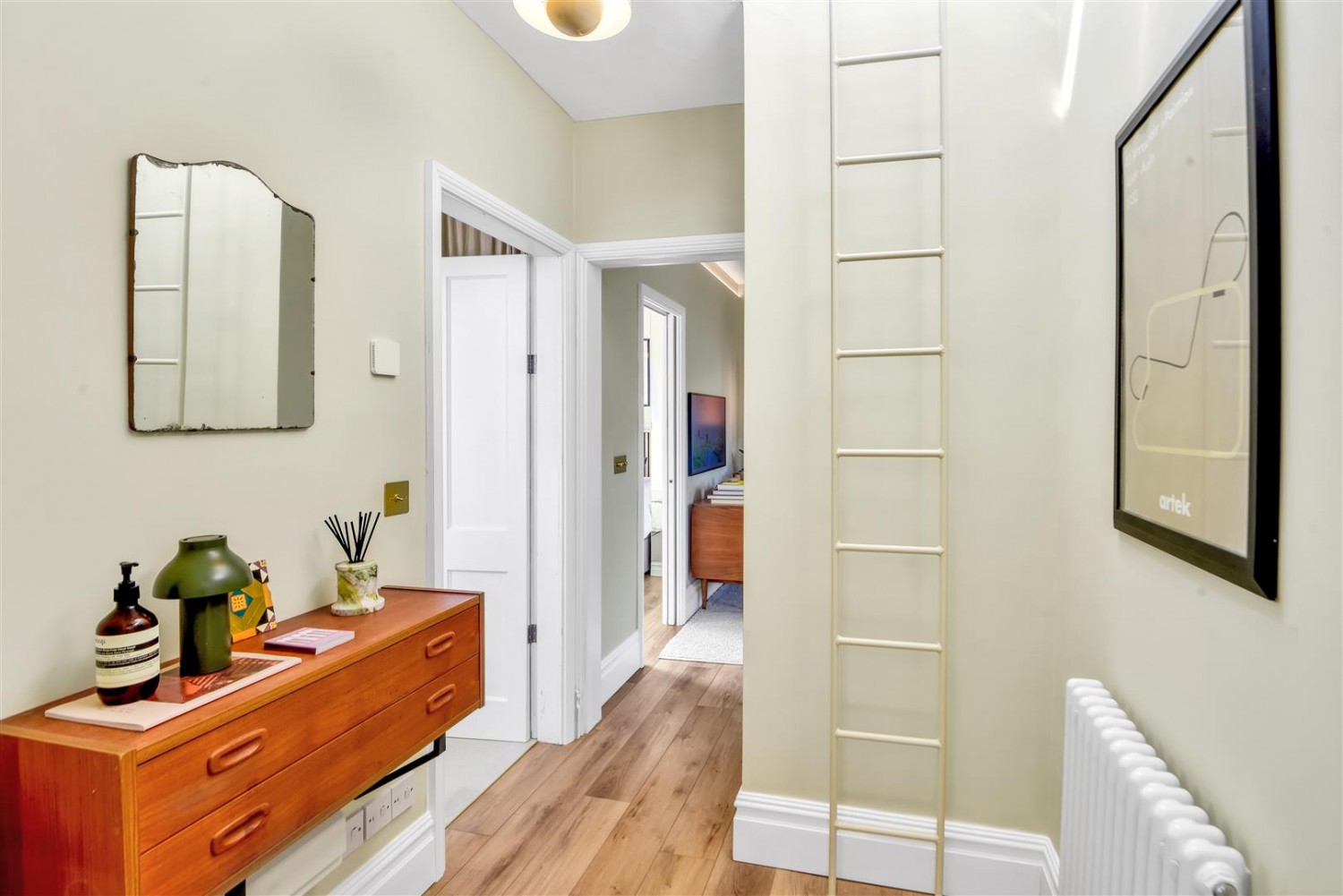 Nevill Road, London, N16