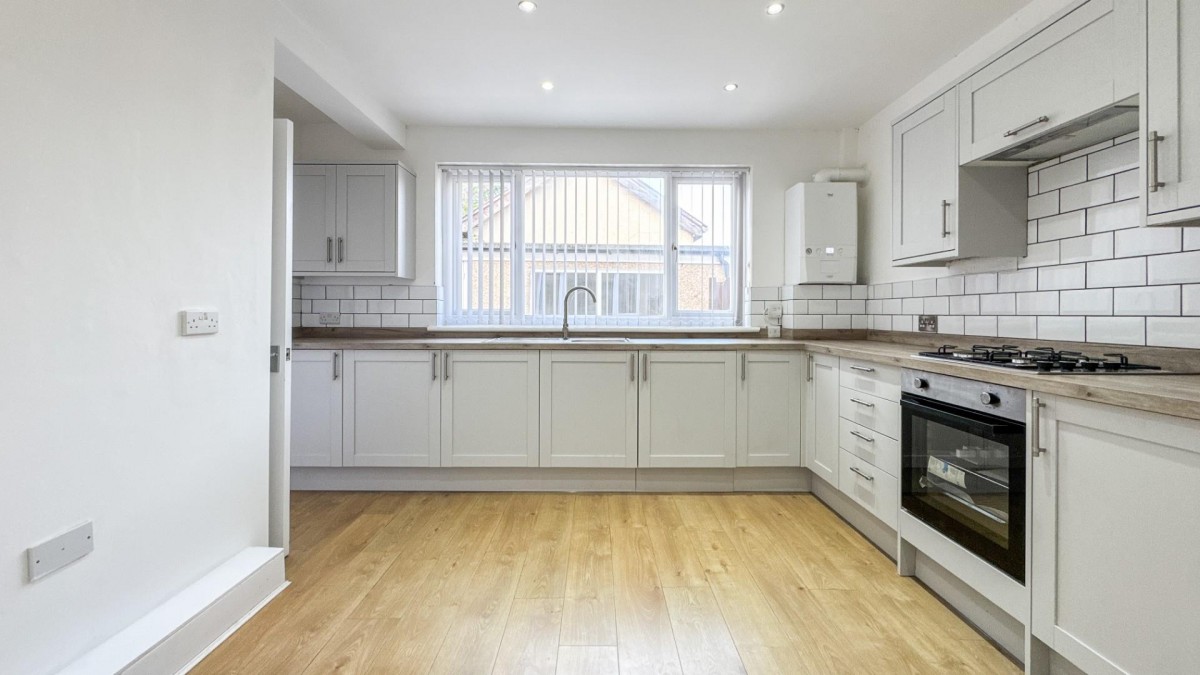 Aylesbury Crescent, Bedminster, BS3 5NN