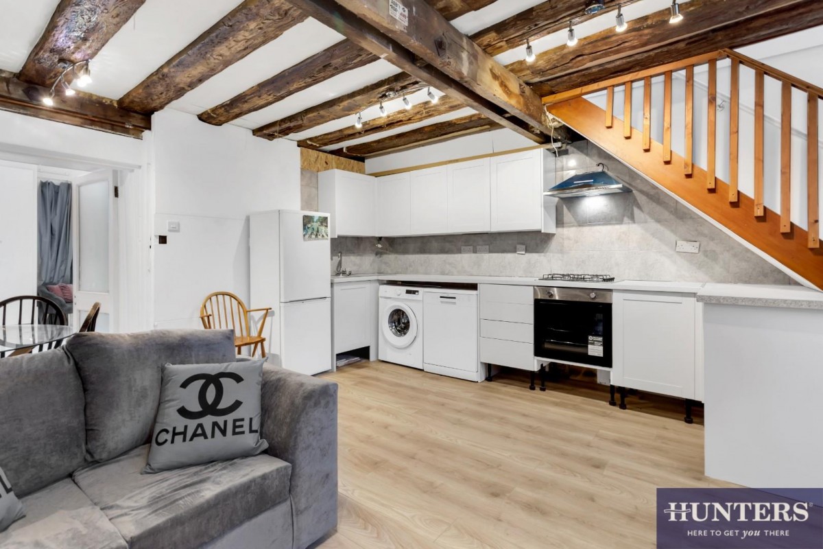 Hermit Place, London, Kilburn, NW6