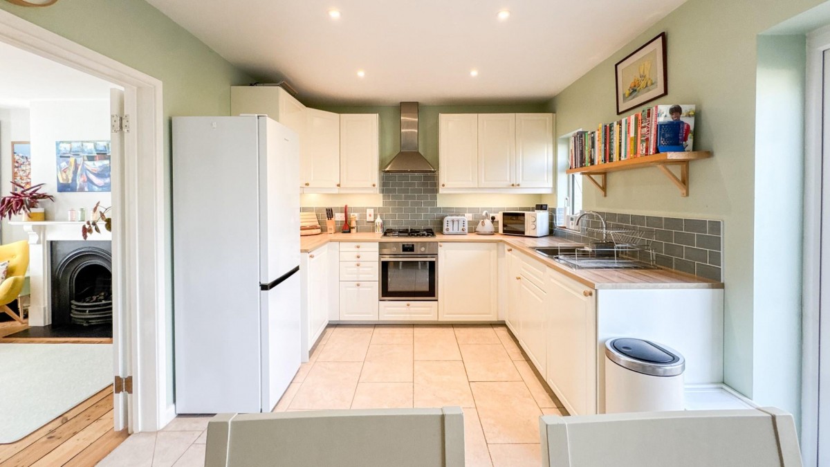 Shepton Walk, Bedminster, BS3 5NU