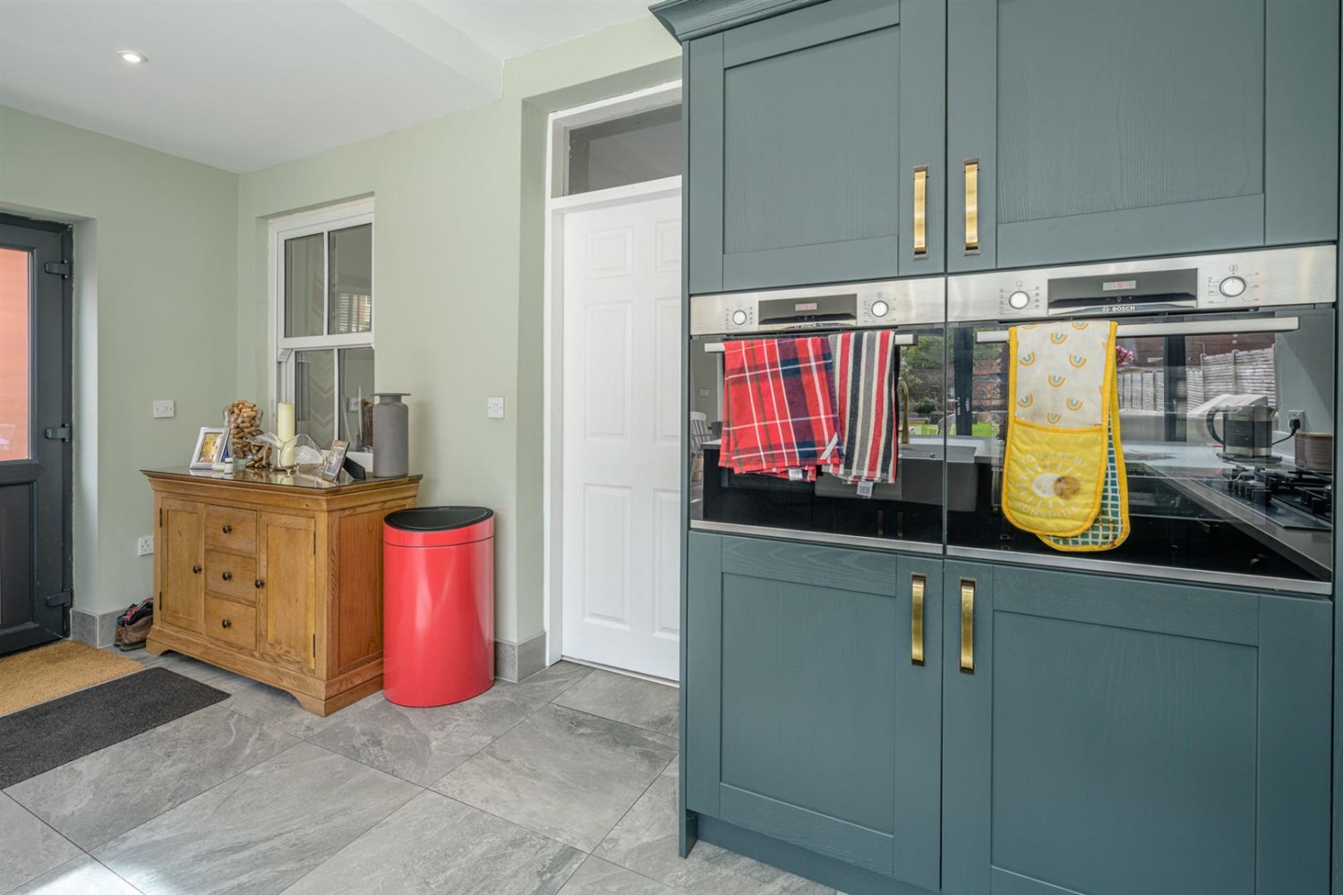 Lawn Street, Stourbridge, DY8 3UQ