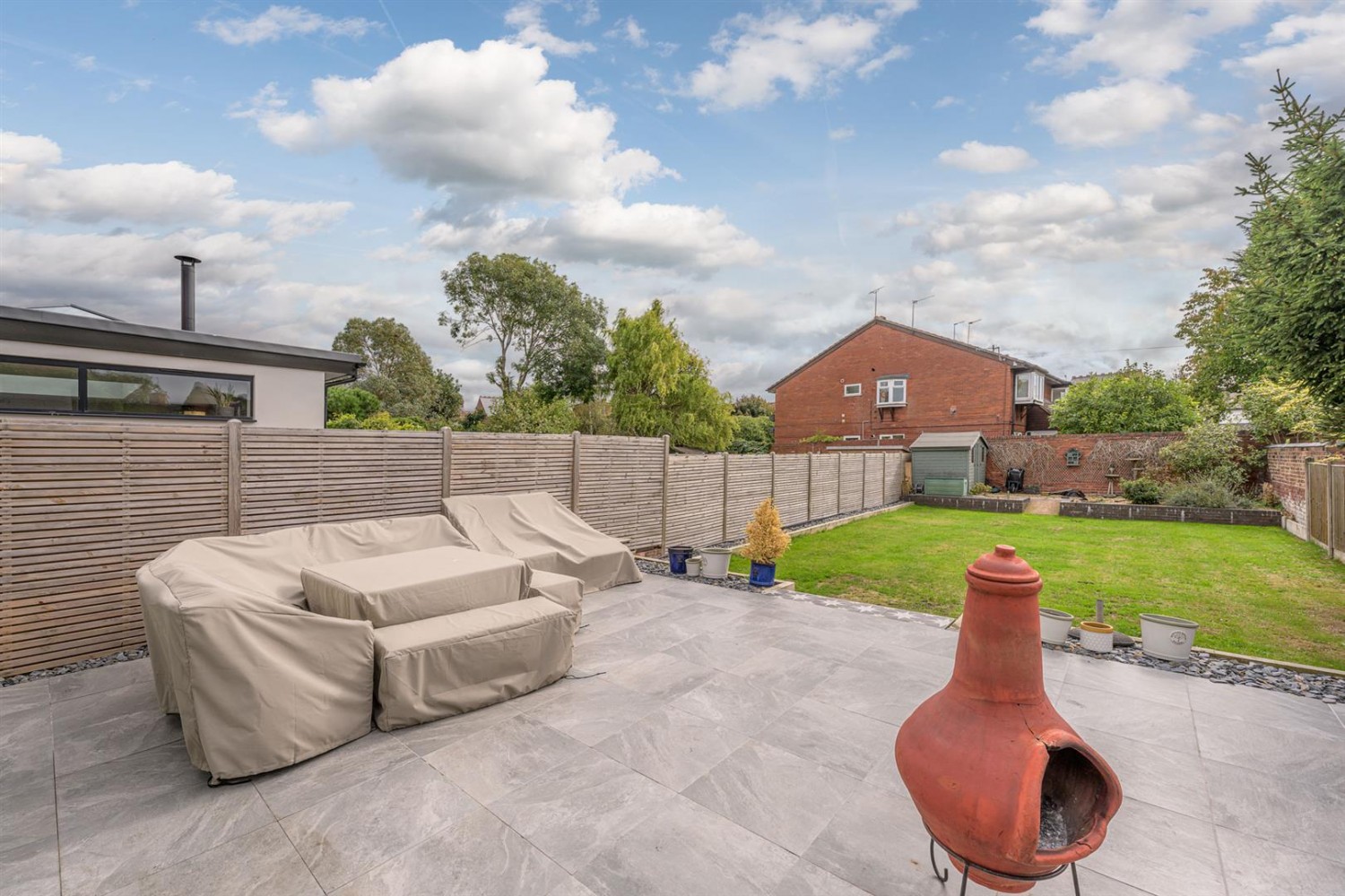 Lawn Street, Stourbridge, DY8 3UQ