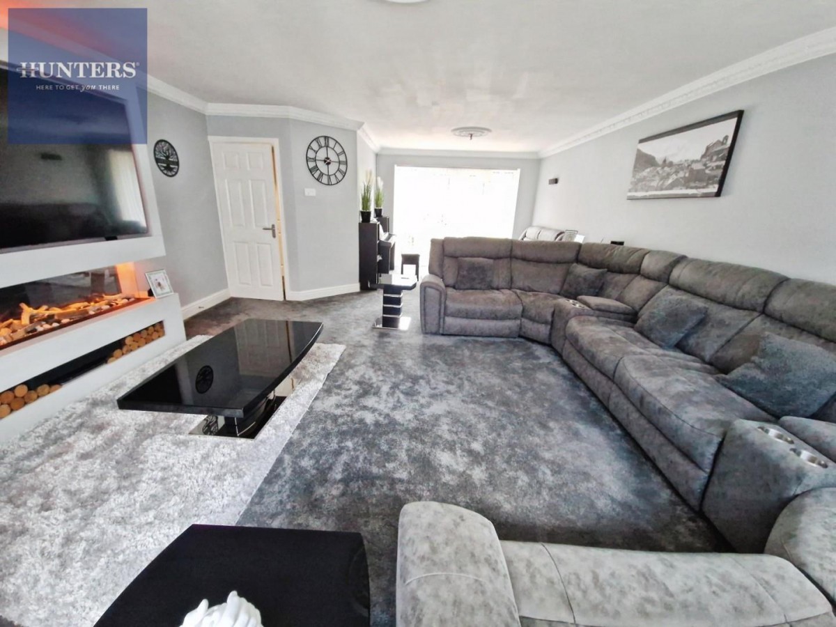 Clos Penglyn, Pencoed, Bridgend, CF35 6NX