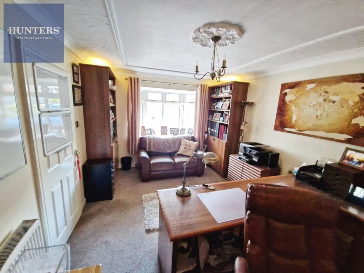 Clos Penglyn, Pencoed, Bridgend, CF35 6NX