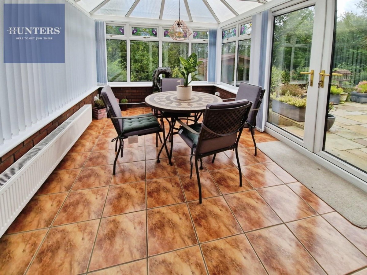 Clos Penglyn, Pencoed, Bridgend, CF35 6NX