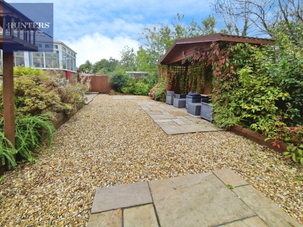 Clos Penglyn, Pencoed, Bridgend, CF35 6NX