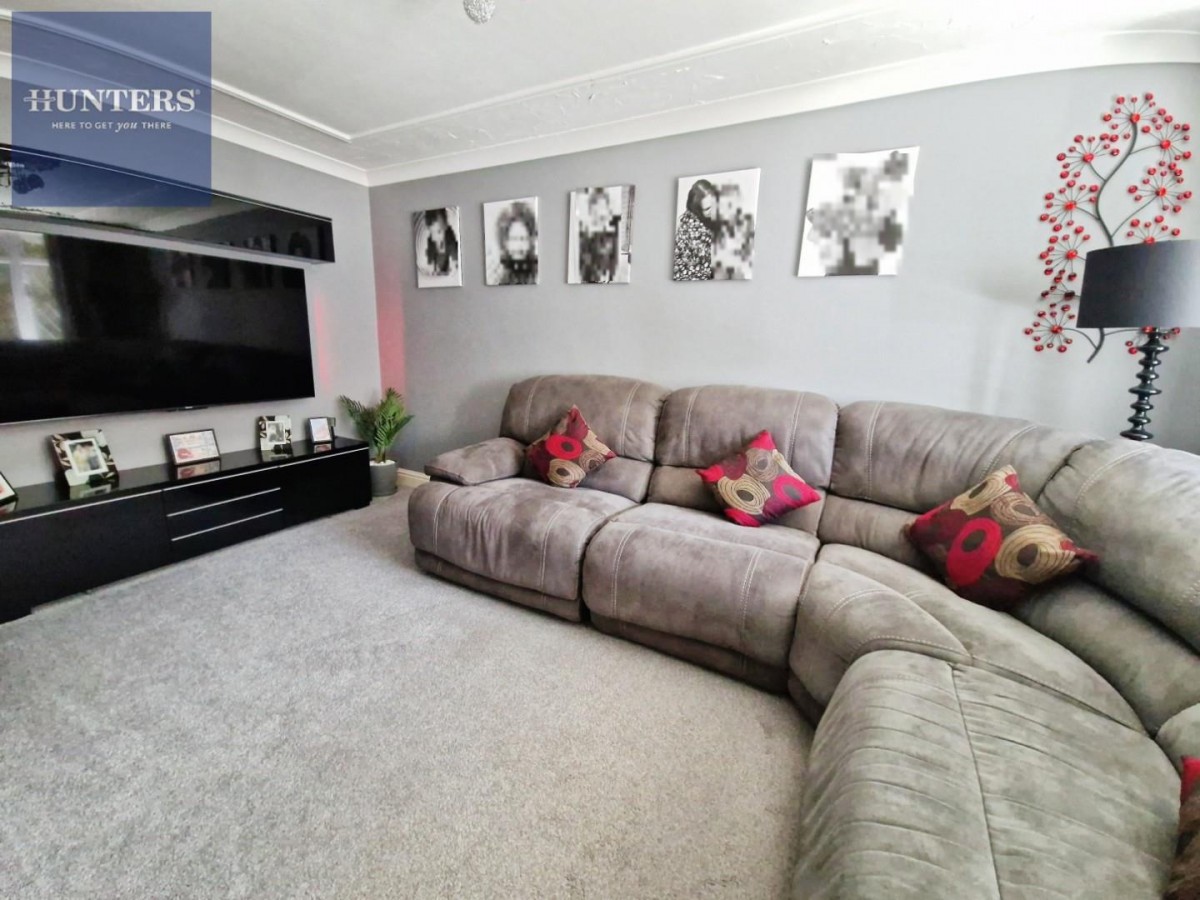 Clos Penglyn, Pencoed, Bridgend, CF35 6NX