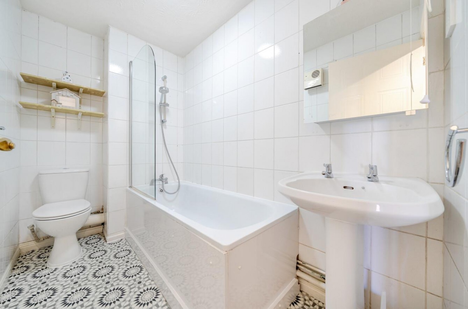 Rossetti Road, London, SE16 3EZ