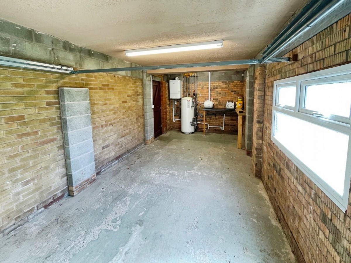 Fairways Drive, Little Sutton