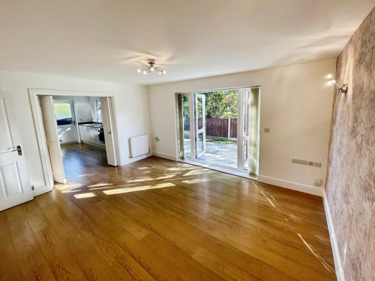 Fairways Drive, Little Sutton
