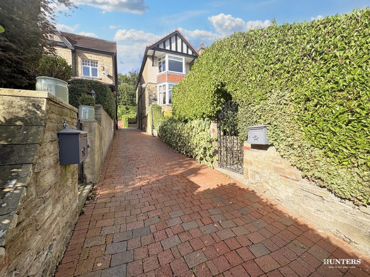 Upper Batley Low Lane, Batley