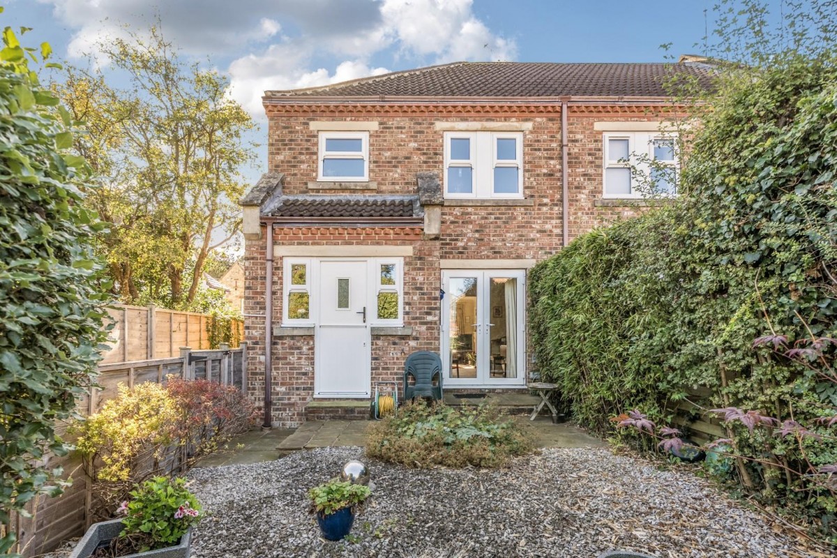 Burns Way, Clifford, Wetherby