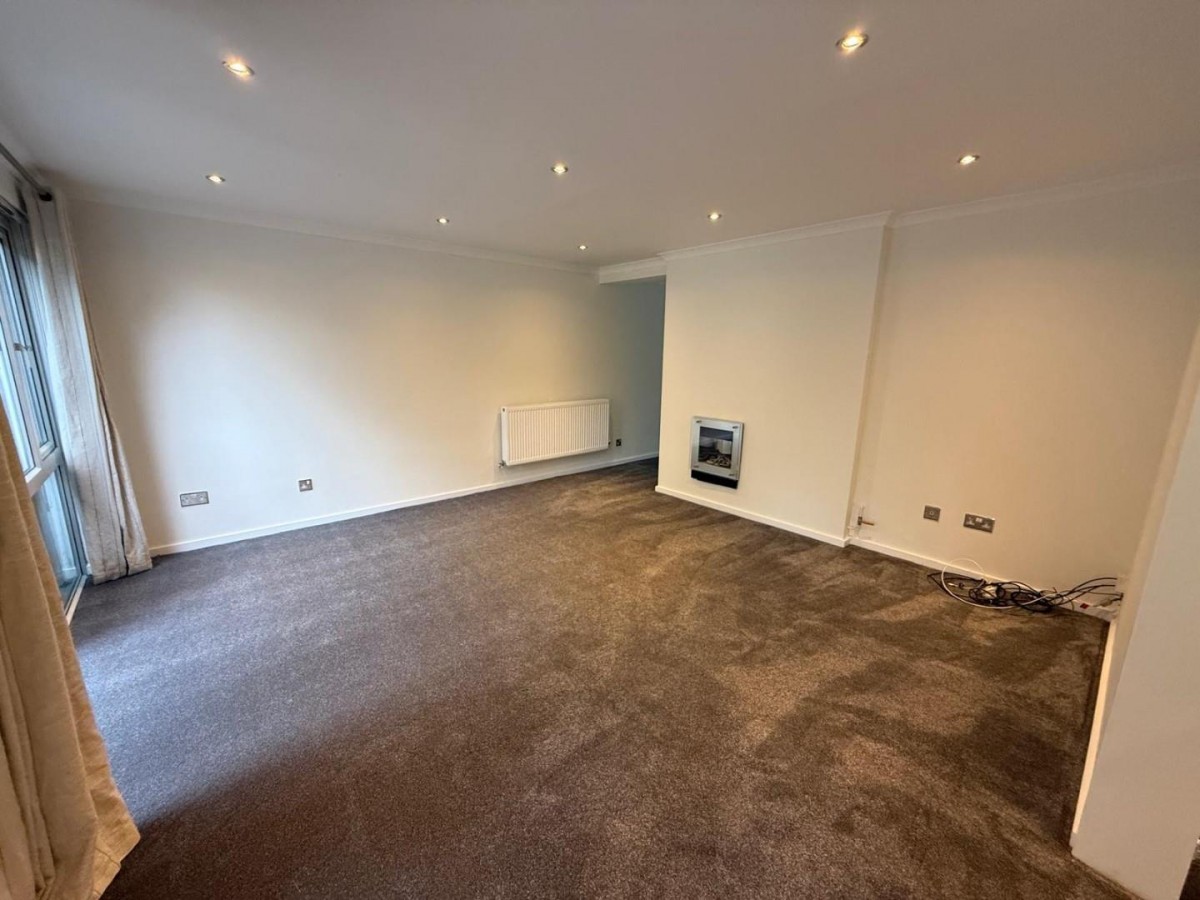 Christchurch Close, Edgbaston, Bimringham, B15 3NE