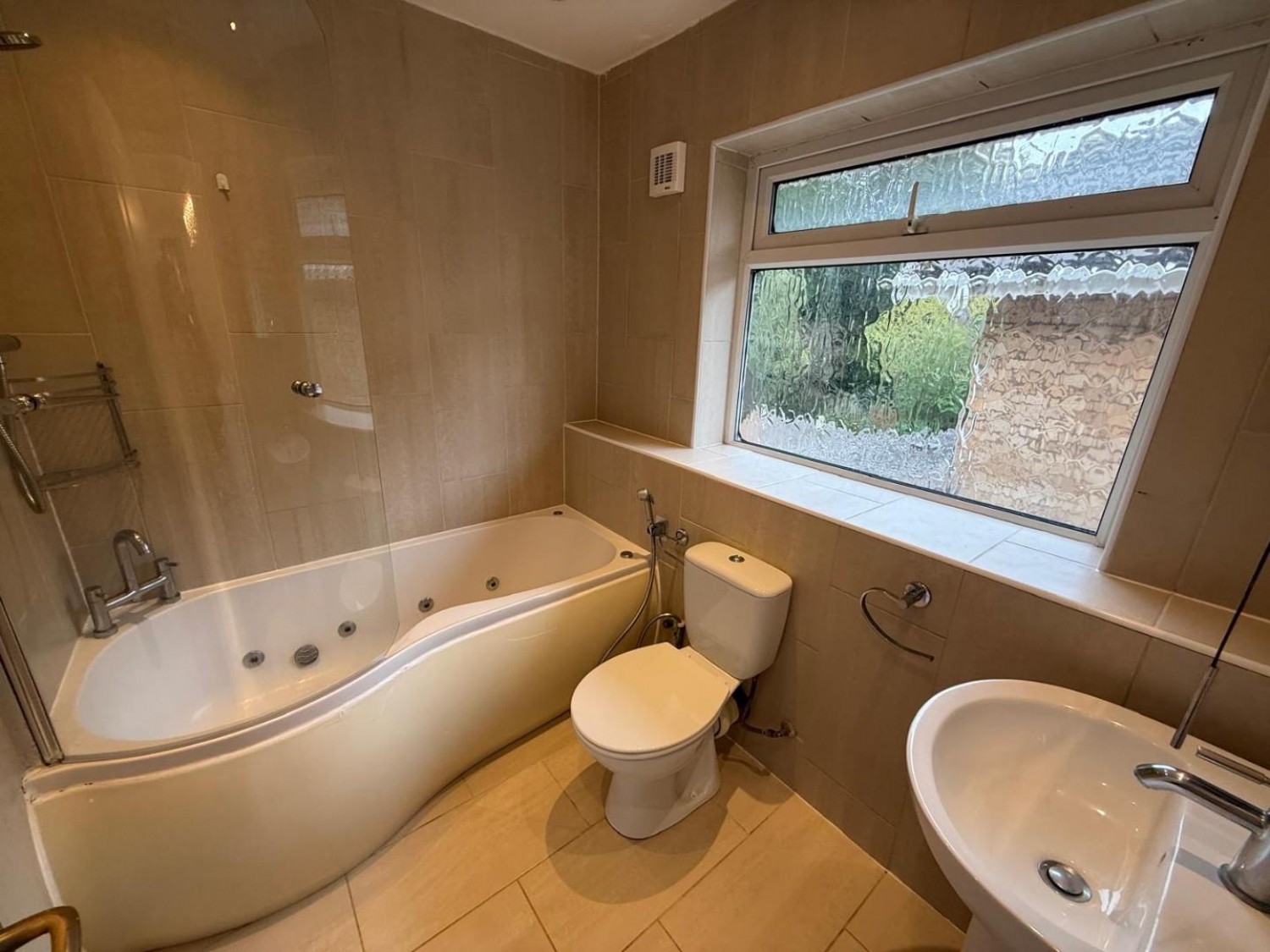 Christchurch Close, Edgbaston, Bimringham, B15 3NE