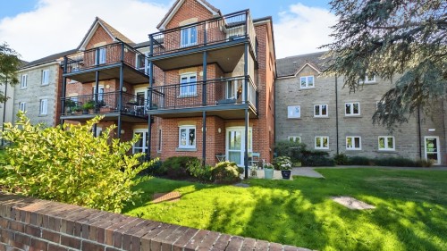 Blue Cedar Close, Yate, Bristol