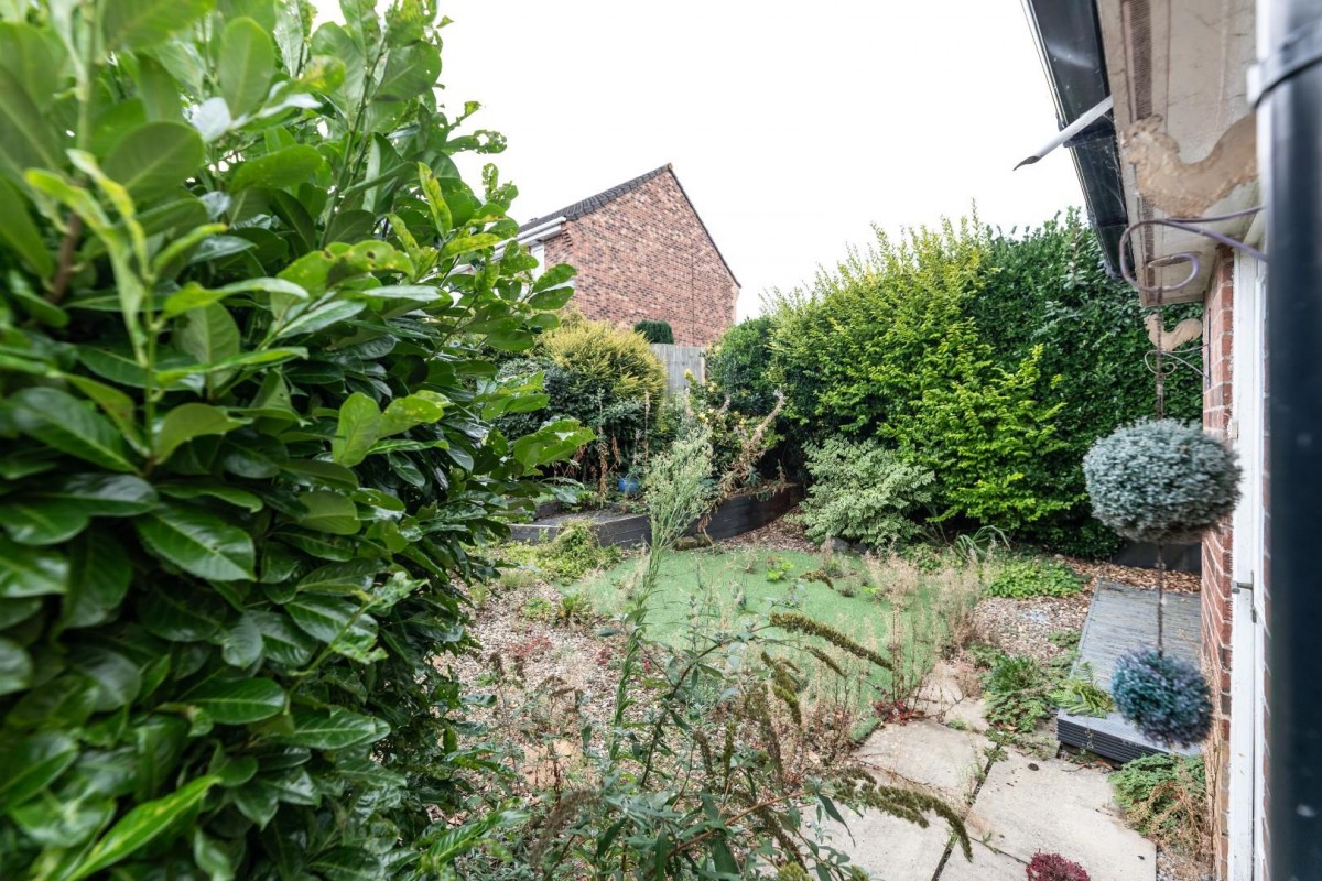 Greenacres Drive, Castleford