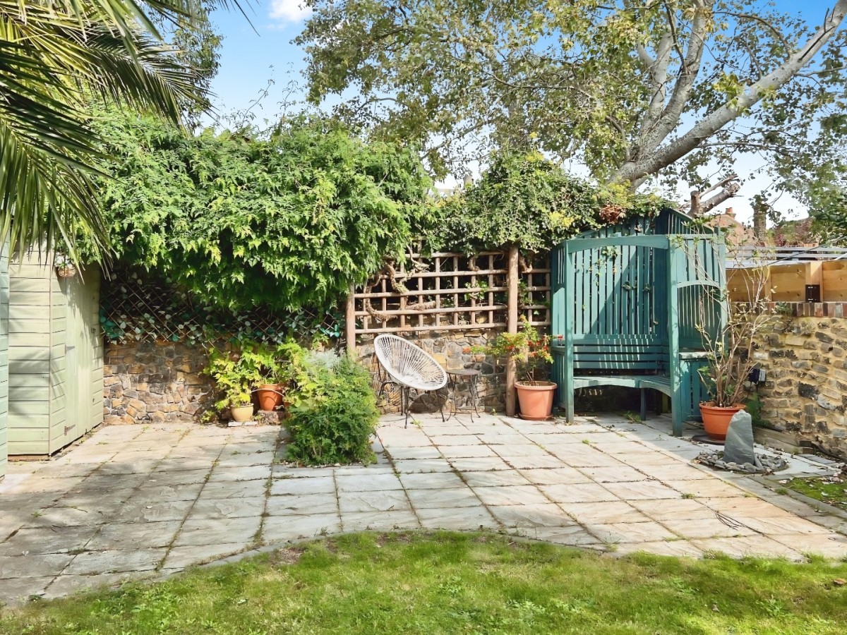 Avebury Avenue, Ramsgate