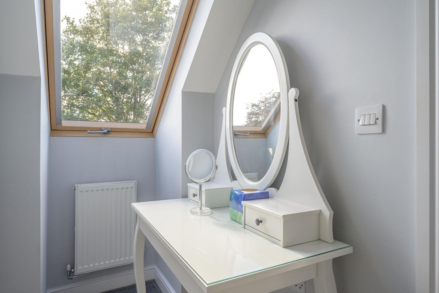 Stanham Close, Wombourne, WV5 9JL