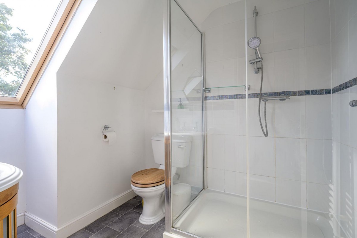 Stanham Close, Wombourne, WV5 9JL