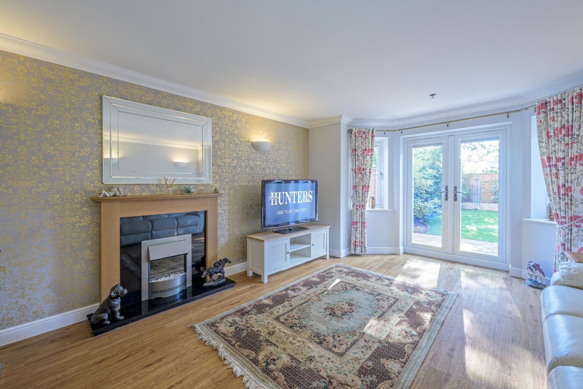 Stanham Close, Wombourne, WV5 9JL