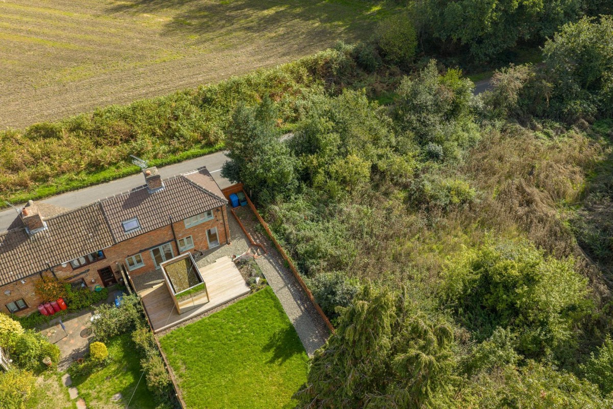 Chester Road, Enville, Stourbridge, DY7 5HN