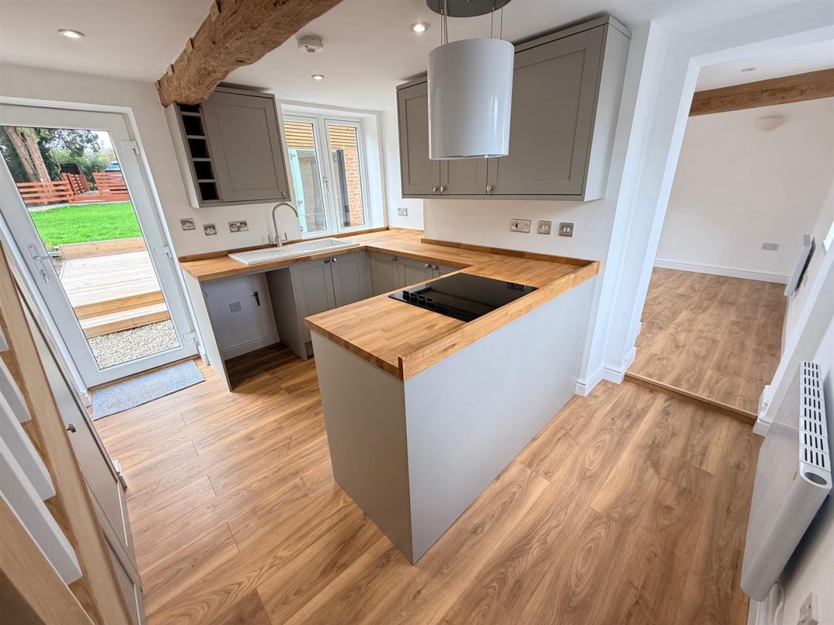 Chester Road, Enville, Stourbridge, DY7 5HN