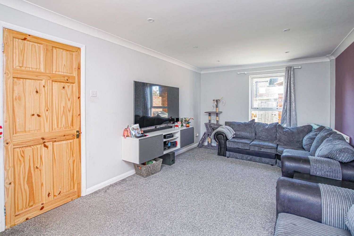 Meadow Way, Leighton Buzzard