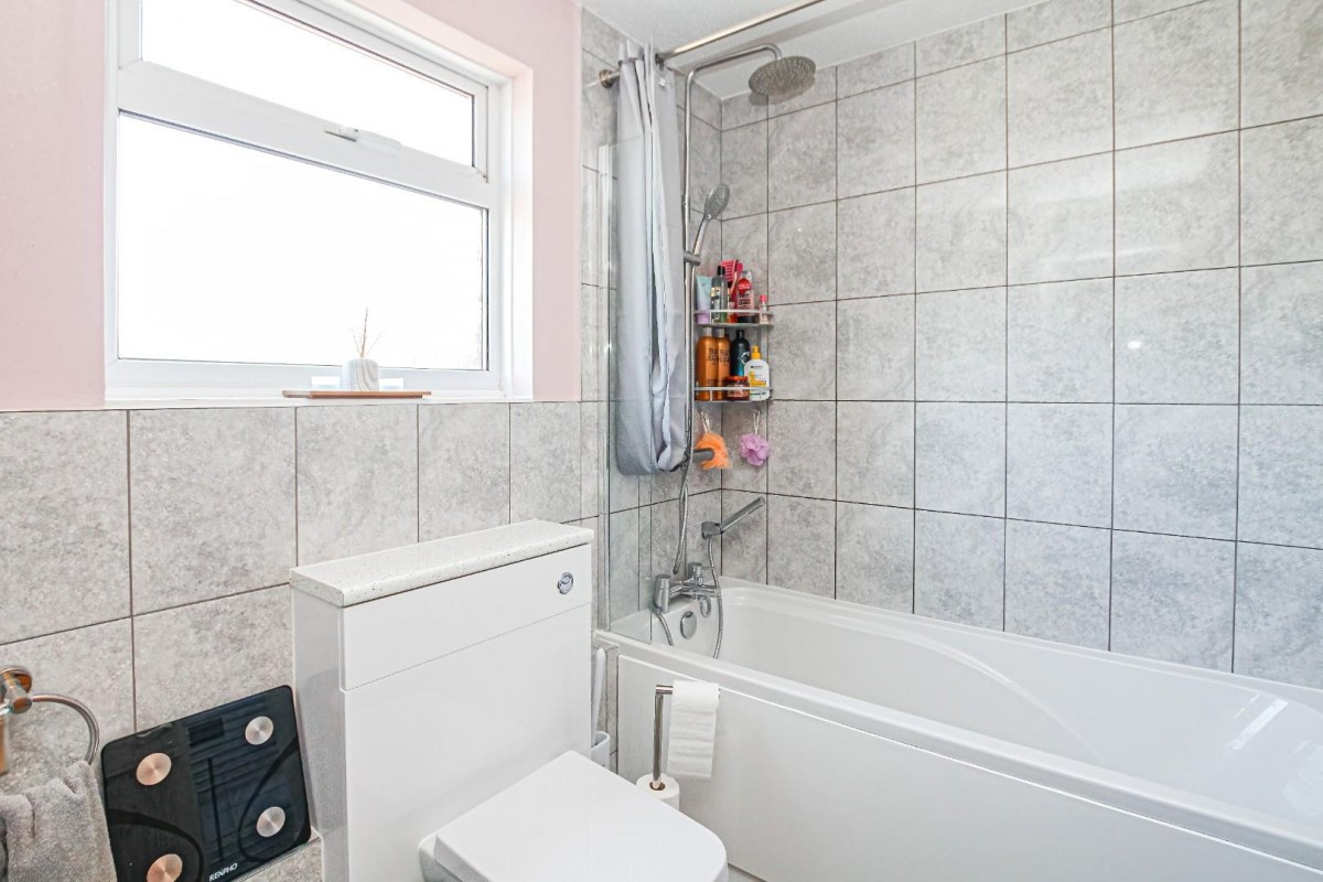 Meadow Way, Leighton Buzzard