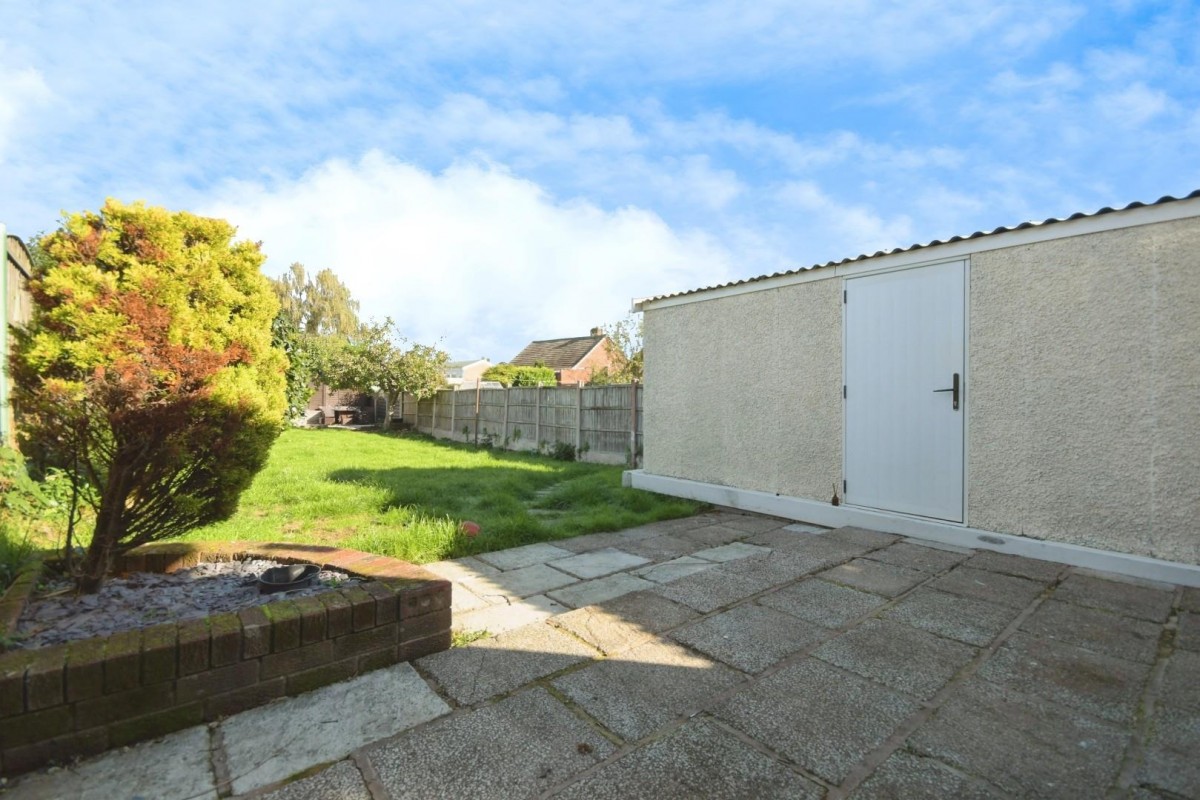 Hucknall Avenue, Ashgate, Chesterfield, S40 4BZ