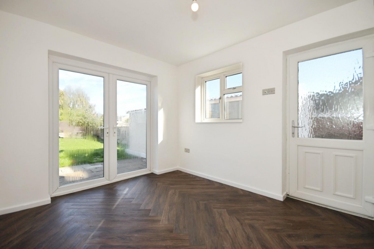 Hucknall Avenue, Ashgate, Chesterfield, S40 4BZ