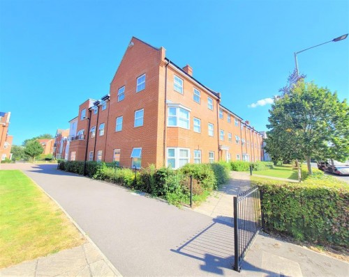 Ashville Way, Wokingham, Berkshire, RG41 2AT