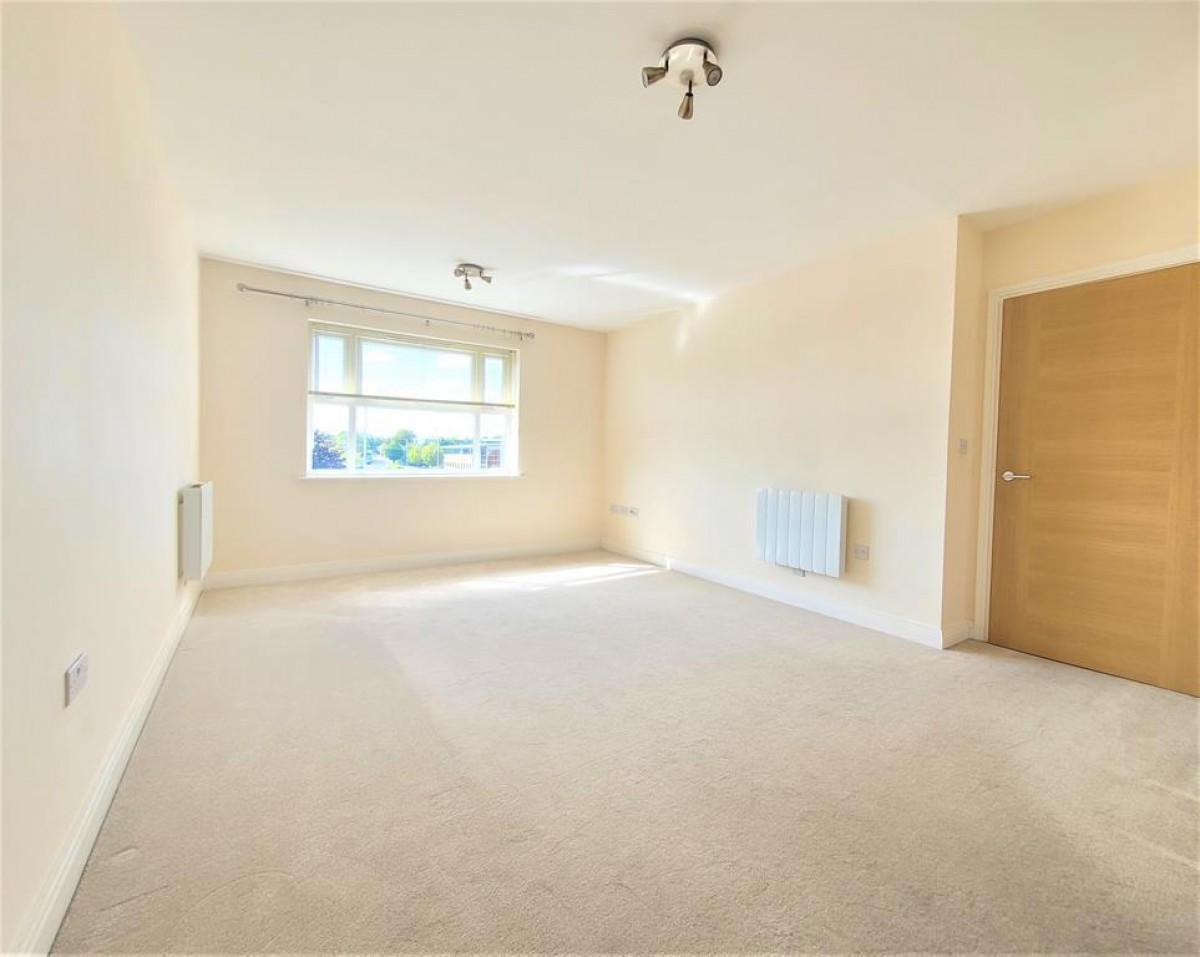 Ashville Way, Wokingham, Berkshire, RG41 2AT